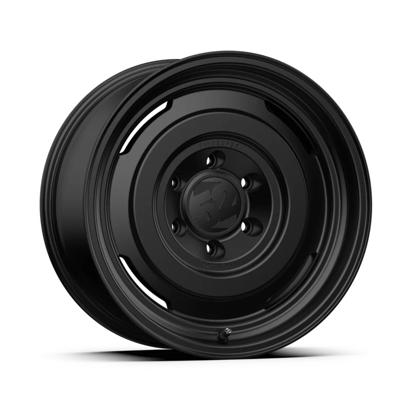 fifteen52 Analog HD 17″ 5×150 Asphalt Black