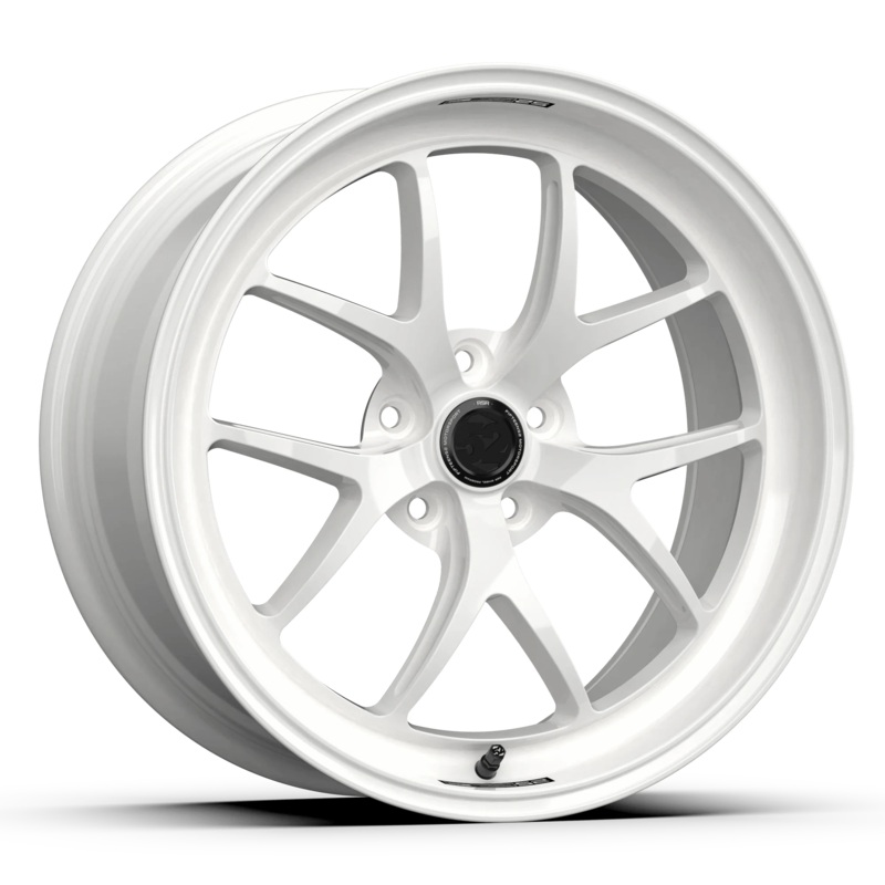 fifteen52 Sector RSR 19″ 5×114.3 Rally White